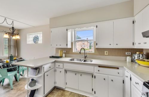 3940 Sayre Ave, Chicago IL 60707-2135 exterior