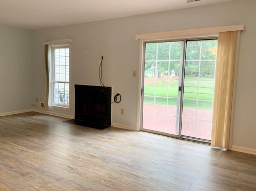 130 Radcliff Pl, Morganville NJ  07751-1720 exterior