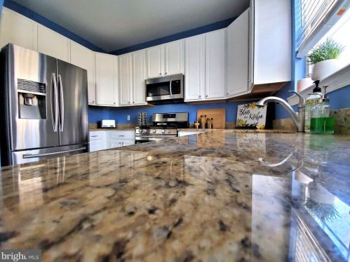 52 Steeplechase Cir, Chester PA 19014-1463 exterior