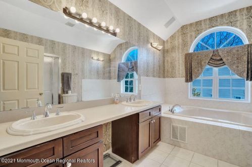 22 Chiswick Ct, Jackson Twp NJ 08527-1257 exterior