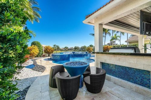 11802 Foxbriar Lk Trl, Boynton Beach FL 33473-7830 exterior