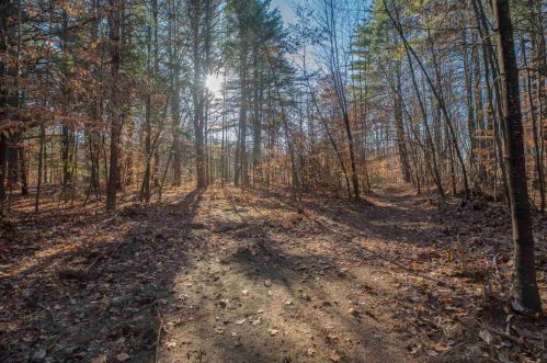 11 Bow Bog Rd, Concord NH 03304-4001 exterior