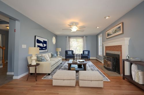 8 Graham Rd, Concord NH 03301-6900 exterior