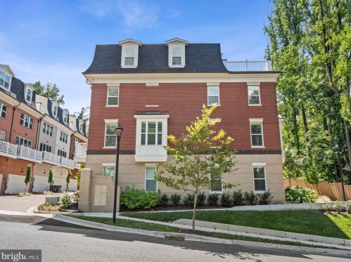 10346 Grosvenor Pl, Rockville MD 20852 exterior