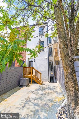 1905 4th St, Washington DC  20001-2305 exterior