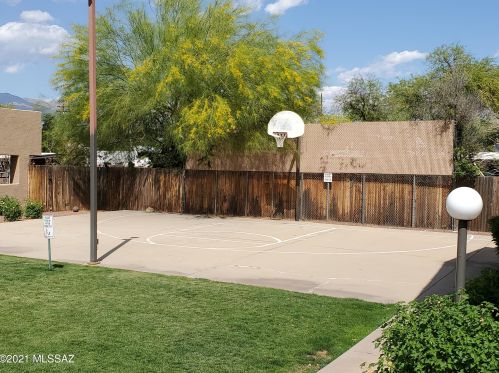 1745 Glenn St, Tucson AZ  85719-2740 exterior