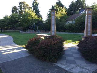 1710 62nd St, Seattle WA  98115-6821 exterior