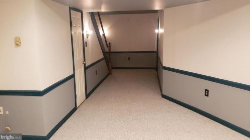 339 Cobblestone Ln, Lancaster PA 17601-3348 exterior