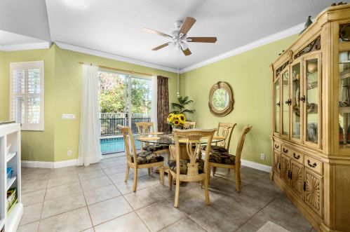 5725 Spanish Riv Rd, Fort Pierce FL exterior