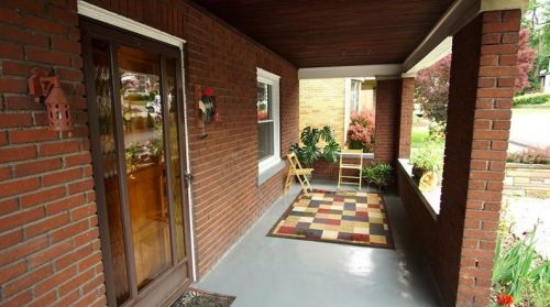 296 Georgette St, Pittsburgh PA  15234-2911 exterior