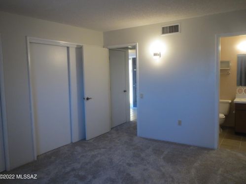 1157 Alpine Cir, Green Valley AZ 85614-1830 exterior