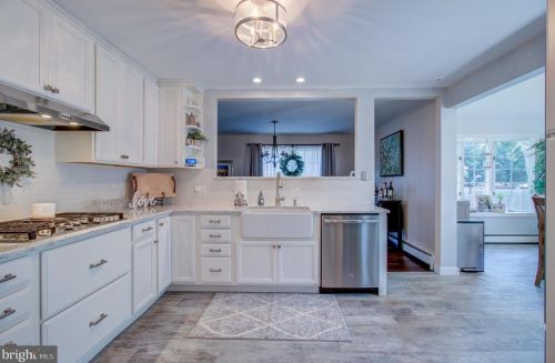 200 Applegate Dr, Trenton NJ 08690-1303 exterior