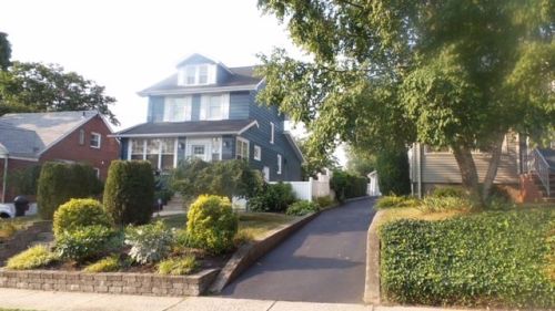 92 Hillside Ave, Teaneck, NJ 07666-4009