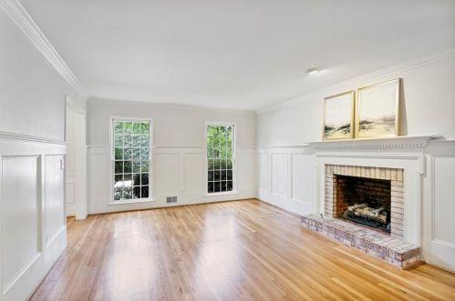 265 Brackenwood Cir, Atlanta GA exterior