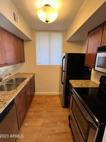 4200 38th St, Phoenix, AZ 85018-4847