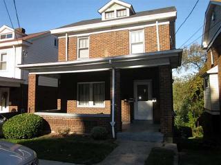 2716 Connecticut Ave, Pittsburgh, PA 15216-1933