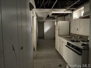 458 6th Ave, Mount Vernon NY 10550-3834 exterior