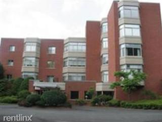 99 Florence St, Boston MA  02131-2615 exterior