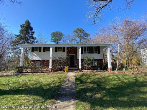 19 Colorado Dr, Jackson Twp, NJ 08527-2107