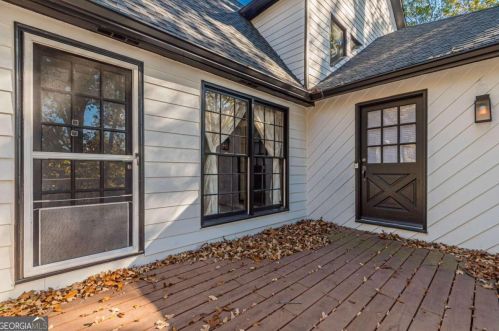 1620 Chevron Way, Atlanta GA  30350-4430 exterior