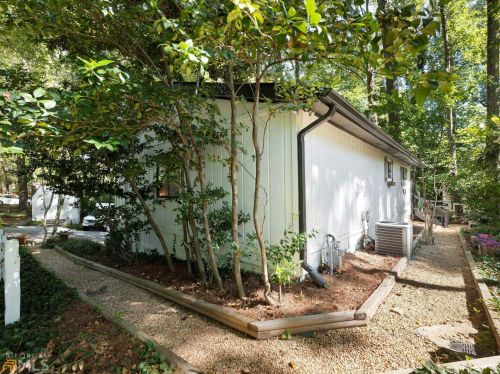 2671 Caldwell Rd, Atlanta GA exterior