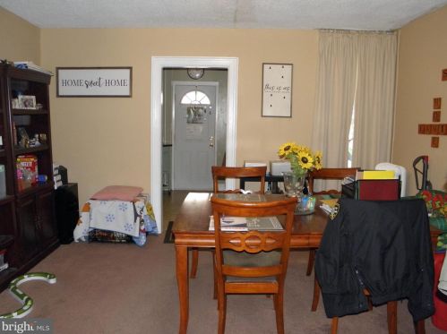 6366 Ditman St, Philadelphia PA 19135-3201 exterior