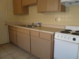 1723 13th St, Tucson AZ  85719-6213 exterior