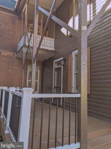 205 High St, Hanover PA  17331-2911 exterior