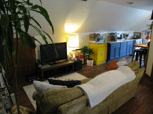 2207 Booth St, Milwaukee WI 53212-3408 exterior