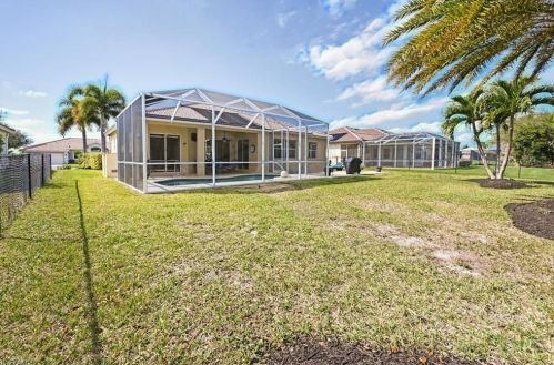 753 Grand Rpd Blvd, Naples FL 34120-4431 exterior