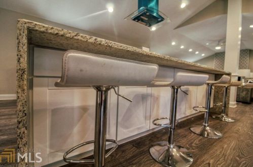 1145 Carlo Wood Dr, Atlanta GA 30331-7344 exterior