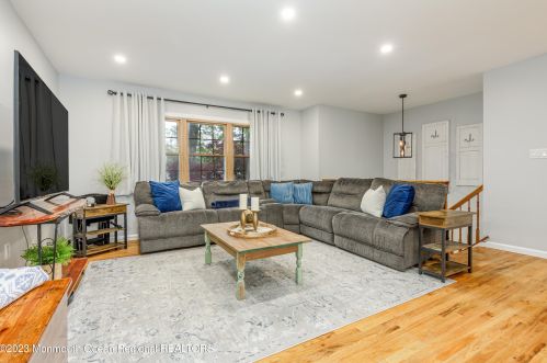 2 Teal Pl, Berkeley Township NJ  08721-1620 exterior