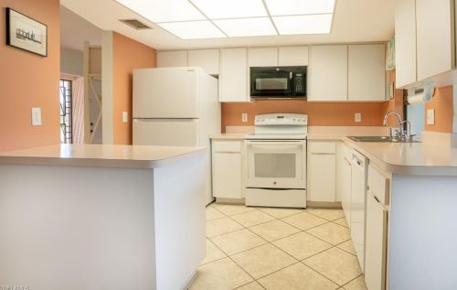 4646 Chippendale Dr, Naples FL 34112-5259 exterior