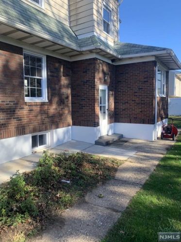 320 Cane St, Teaneck NJ  07666-3203 exterior