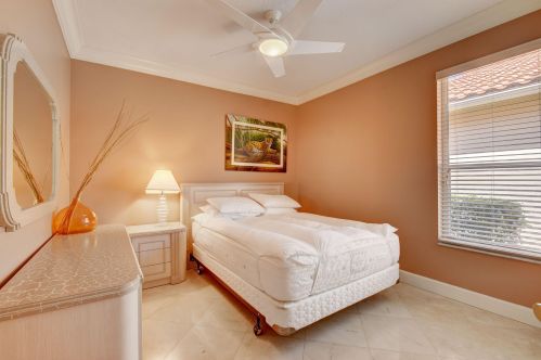 6774 Garde Rd, Boynton Beach FL 33472-7315 exterior