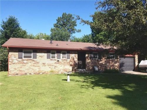 1400 Shipley St, Springdale, AR 72764-6352