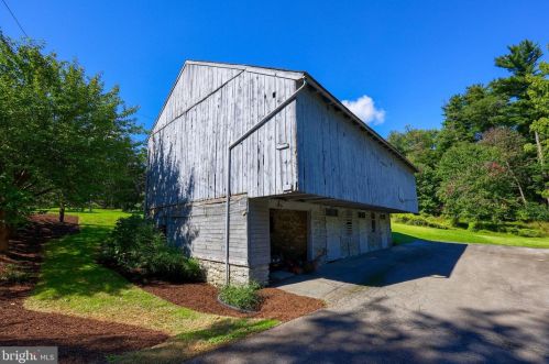 1944 Millersville Rd, Lancaster PA 17603-6153 exterior