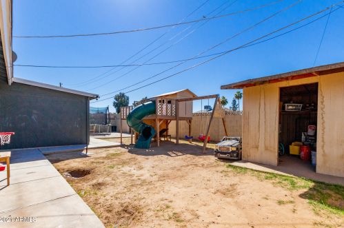 5110 40 Dr, Phoenix AZ 85041-6037 exterior