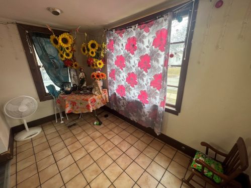 2013 70, Milwaukee WI 53213-1947 exterior