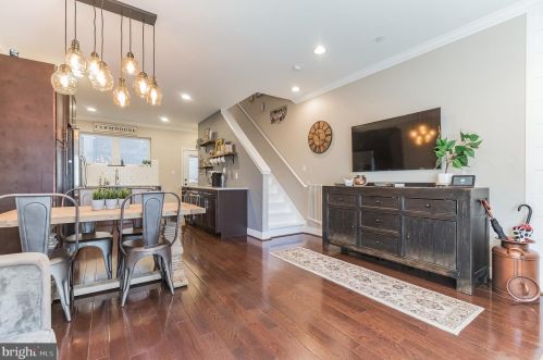 219 Green St, Philadelphia PA 19123-3314 exterior