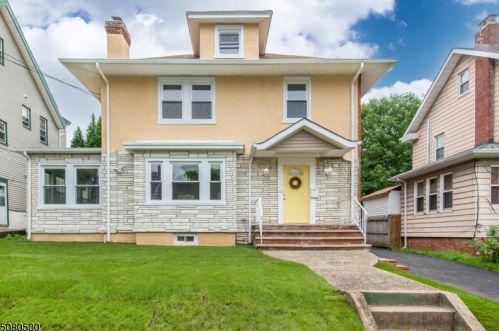 60 Scheerer Ave, Newark, NJ 07112-2523