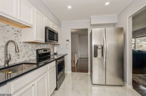 106 Chrystal St, Dover NJ 07801-5309 exterior