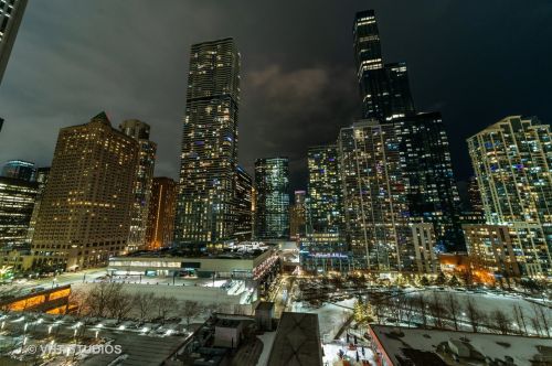 340 Randolph St, Chicago IL  60601-7618 exterior