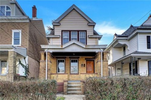 1149 Chambers St, Trenton NJ  08610-5803 exterior