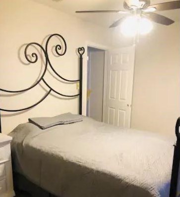 2011 Abbey Cir, Austin TX 78727-4401 exterior