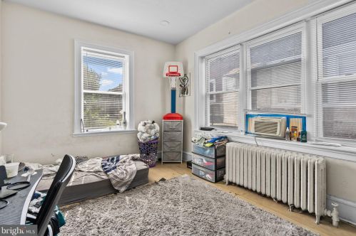 141 56 St, Philadelphia PA 19143-5306 exterior