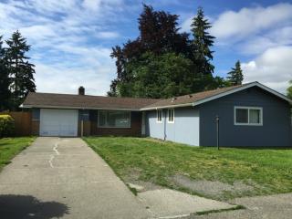 8237 126th Pl, Seattle WA  98056-9135 exterior
