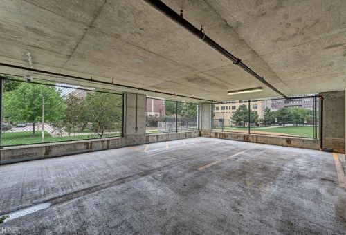 828 Grace St, Chicago IL  60613-5758 exterior