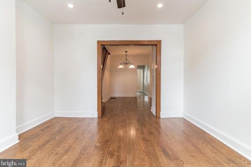 168 Cotton St, Philadelphia, PA 19127-1426