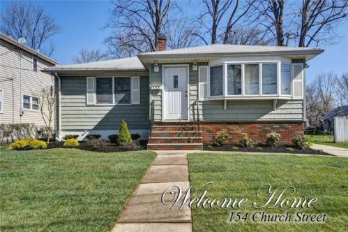 154 Church St, Woodbridge, NJ 07095-3123